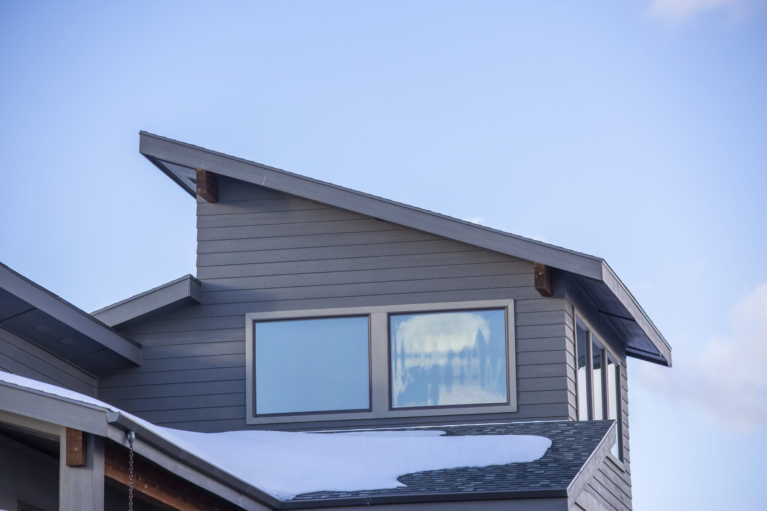 exterior-house-blue-sky