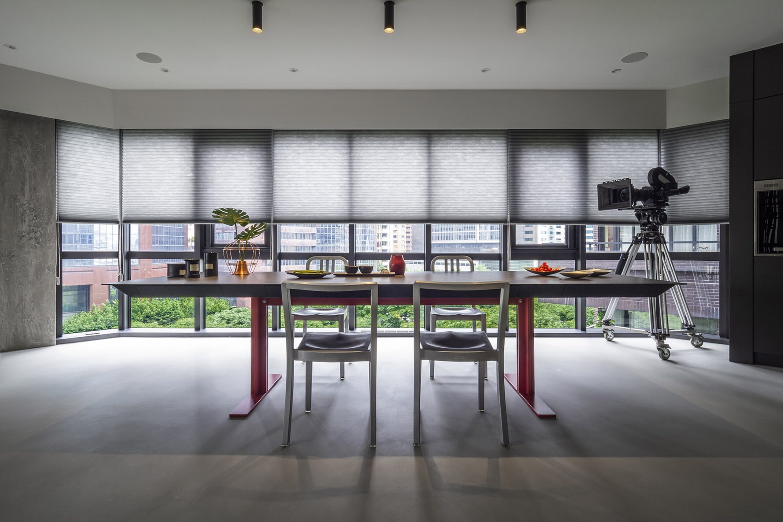 modern-minimalist-dining-room